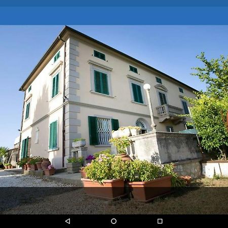 Affittacamere Porquier Crespina Exteriér fotografie